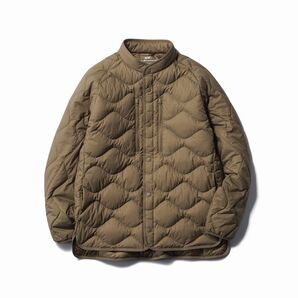 新品未使用 UNIQLO ユニクロ ホワイトマウンテニアリング リサイクルハイブリッドダウンジャケット