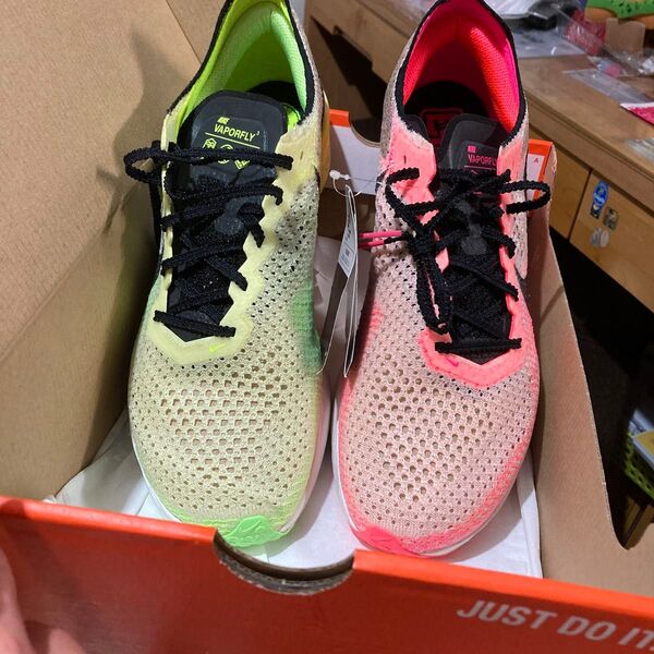 NIKE ヴェイパーフライ3 ピンク&黄緑 2色セット