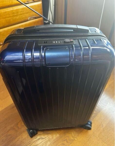 リモワ RIMOWA エッセンシャル ライト キャビン 31L