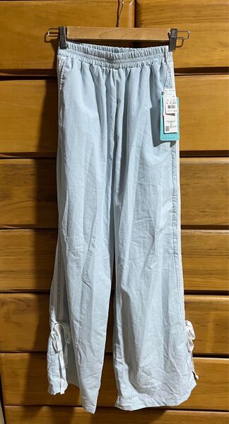 【タグ付き未使用】アベイル カーゴパンツ ラインリボンナイロンパンツ 水色 ブルー Sサイズ しまむら