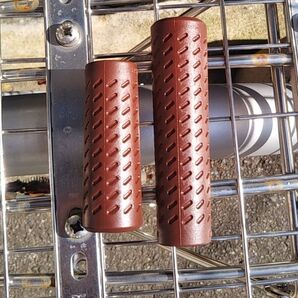 自転車用品 シフト(変速・アシスト自転車対応) グリップ 【ダークブラウン(濃茶色)】