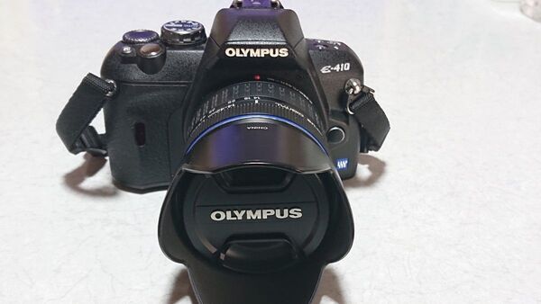 OLYMPUS オリンパス デジタル一眼レフカメラ E-410 動作確認済み(中古品です)