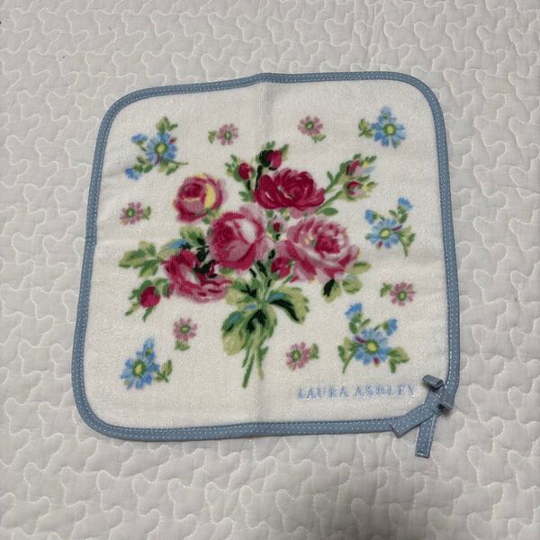 LAURA ASHLEY 花柄タオルハンカチ