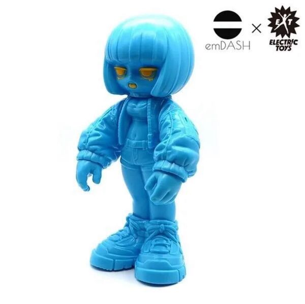 emDASH × ELECTRIC TOYS エムダッシュ エレクトリックトイズ ソフビ MOVE ET Cyan ムーブ 新品