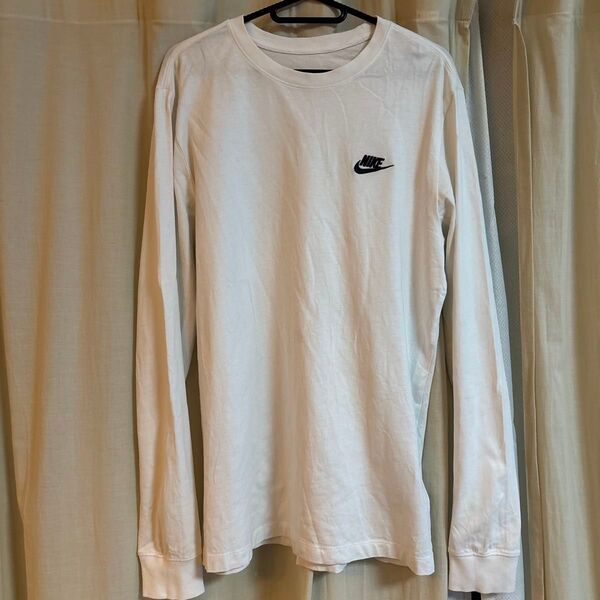 NIKE 長袖Tシャツ ホワイト
