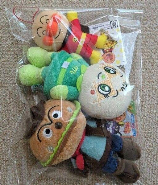 アンパンマンのぬいぐるみマスコット 3個セット