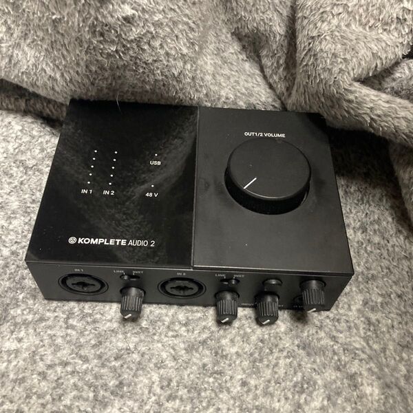 KOMPLETE AUDIO2 オーディオインターフェイス