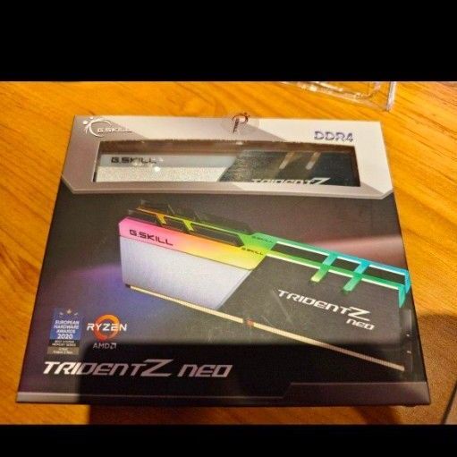 Gskill 16GBx2 4000hz c18 メモリ 32g