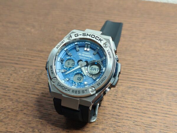 CASIO G-SHOCK GST-W110D 電波 ソーラー アナデジ デジアナ