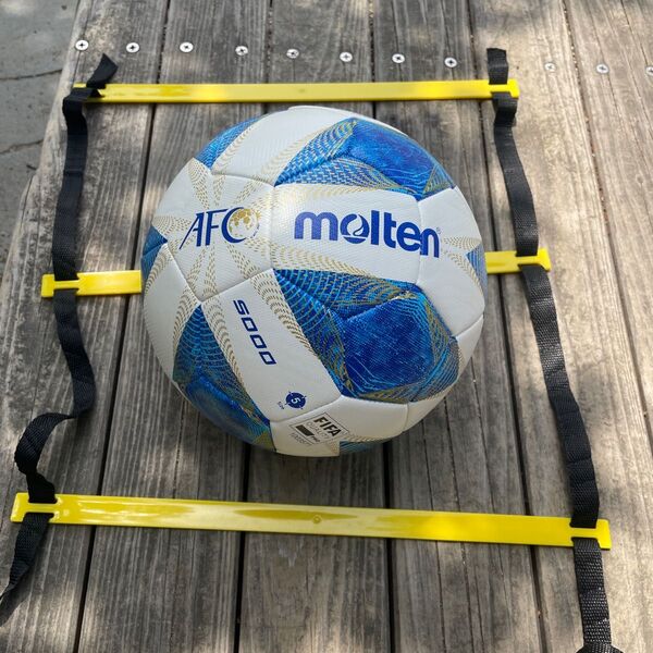moltenサッカーボール 5号 (トレーニング用ラダー付き)
