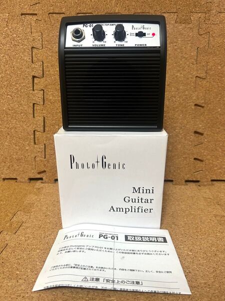 フォトジェニック製 PG-1 ポータブルアンプ 新古品 9V形四角電池式 ヘッドホンジャック&ベルトフック付