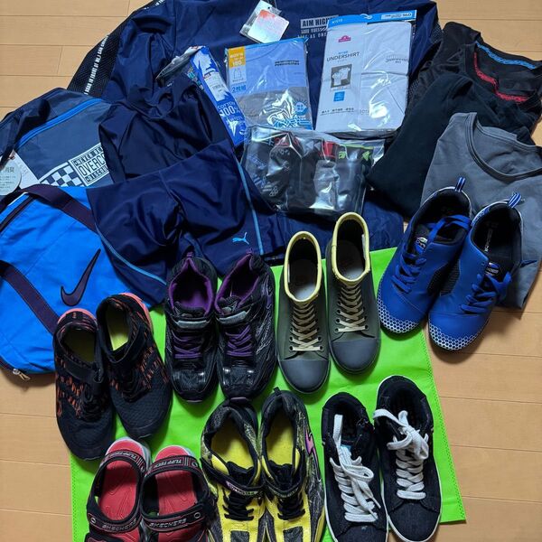 男の子まとめ売り 大量 高学年 兄弟 水着 長靴 スニーカー 肌着 卒業式服 140 150 160 23.5 24.0 25.0