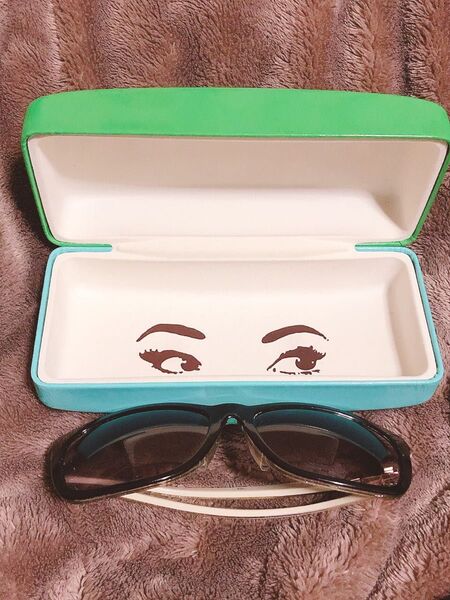 kate spade NEW YORK サングラス ケース付き