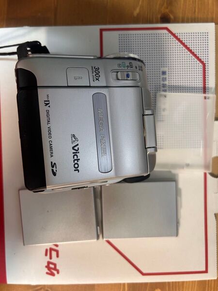 Victor GR-DX117 300X デジタルビデオカメラ 充電器つき