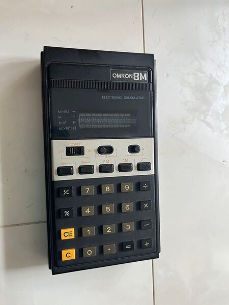 昭和レトロ オムロン 電卓 840M OMRON 計算機 蛍光管表示