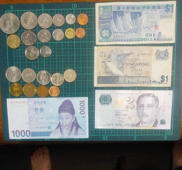 外国硬貨紙幣セット シンガポールと韓国