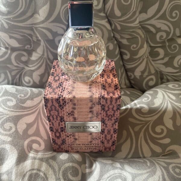 JIMMY CHOO オードトワレ 40ml 香水