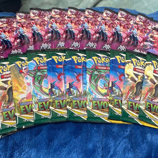ワンピースカード「日本版」&ポケモンカード「海外版」20パックセッット!!別売り可能