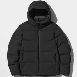 ユニクロ シームレスダウンパーカーs 定価1万4900円
