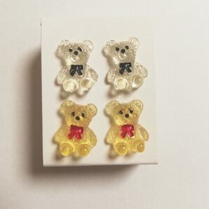 くまのピアス 樹脂ポスト デコパーツ