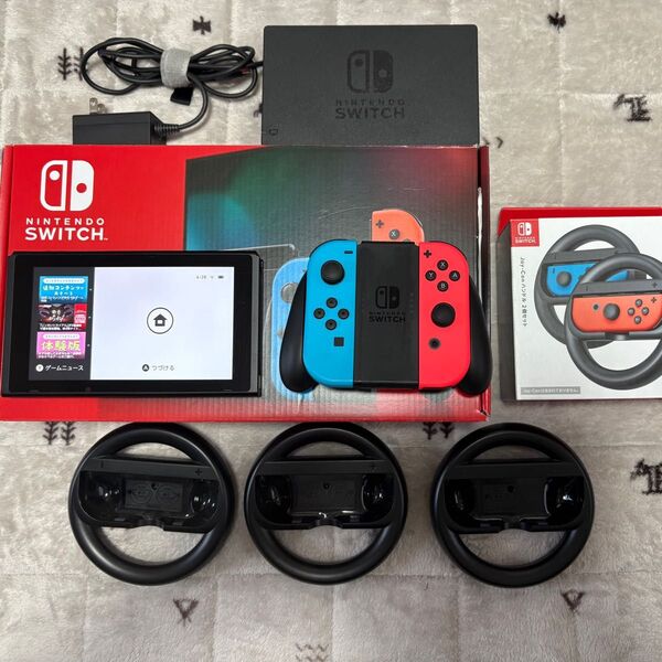 Nintendo Switch 本体 Joy-Conハンドル3個セット