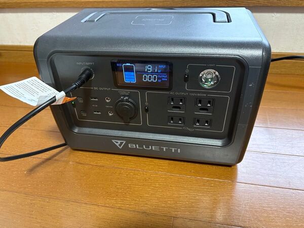 BLUETTI ポータブル電源 EB70s 716WH