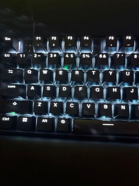 キーボードのLED不良