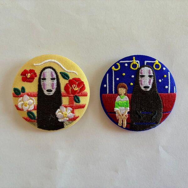 刺繍缶バッチ ジブリ 千と千尋の神隠し