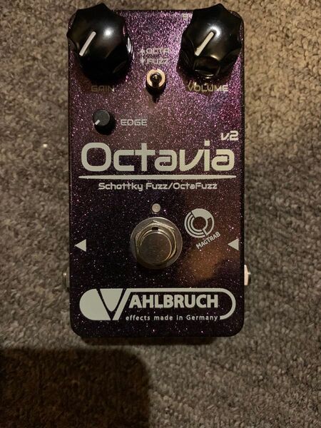 VAHLBRUCH Octavia v2