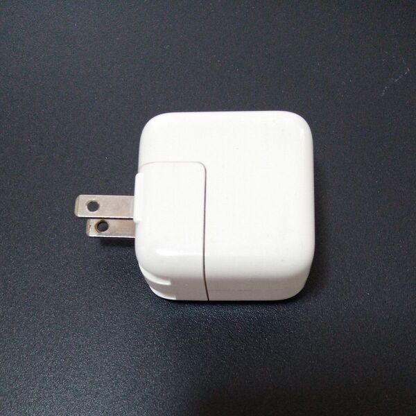 Apple 純正 USB 充電器 12W アップル iPad iPhoneなどの充電に