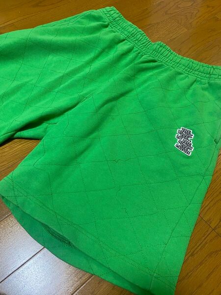 人気!希少 THE BLACK EYE PATCHハーフパンツ グリーン L
