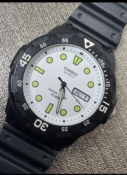 美品 CASIO カシオ MRW-200H チプカシ 激安