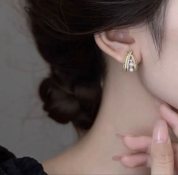 N070小粒パール キラキラジルコン 痛くないイヤリング 韓国 結婚式 発表会 日常通勤 おしゃれ 可愛い フォーマル カジュアル