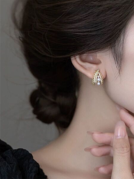 N070小粒パール キラキラジルコン 痛くないイヤリング 韓国 結婚式 発表会 日常通勤 おしゃれ 可愛い フォーマル カジュアル
