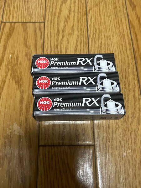 NGK製プレミアムRXプラグ LKR6ARX-P 3本セット!!
