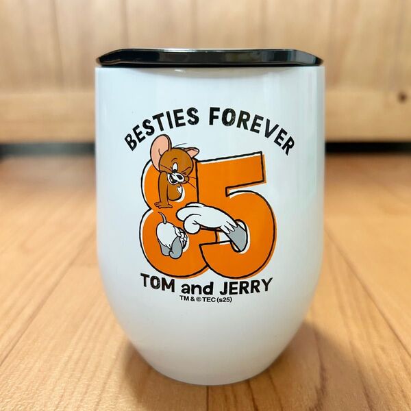 【新品未使用】トムとジェリー ステンレス タンブラー 真空断熱 二重構造 85周年 フタ付きサーモタンブラー