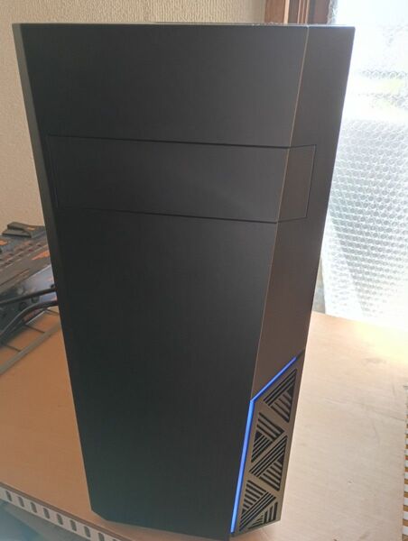 【最終値下げ】ゲーミングPC (i5-7600・GTX1060・SSD 1.5TB)