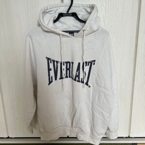 EVERLAST パーカー オフホワイト ロゴ まとめ買い割引あり!