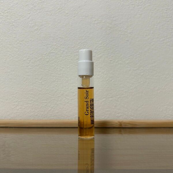 メゾンフランシスクルジャン グランソワール オードパルファム 2ml