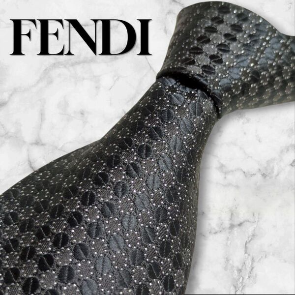 極美品 FENDI フェンディ ネクタイ ズッカ ドット 総柄 パターン柄 刺繍 ジャガード 高級 ハイブランド 紳士服 黒