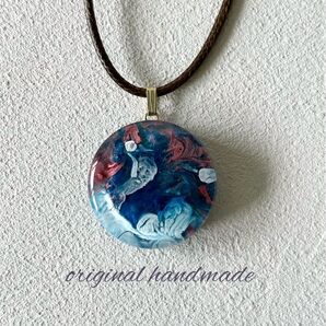 まんまる ハンドメイド ネックレス レジン ペンダント (青)