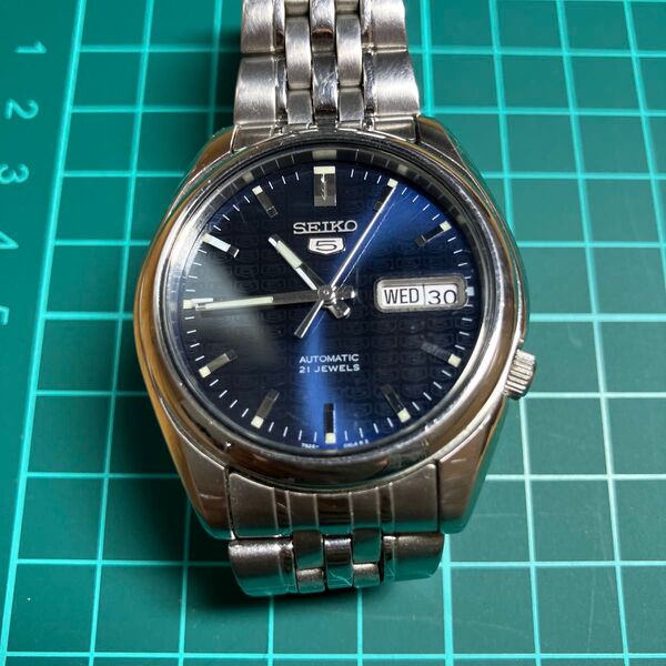 SEIKO 5 自動巻き腕時計 ブルー