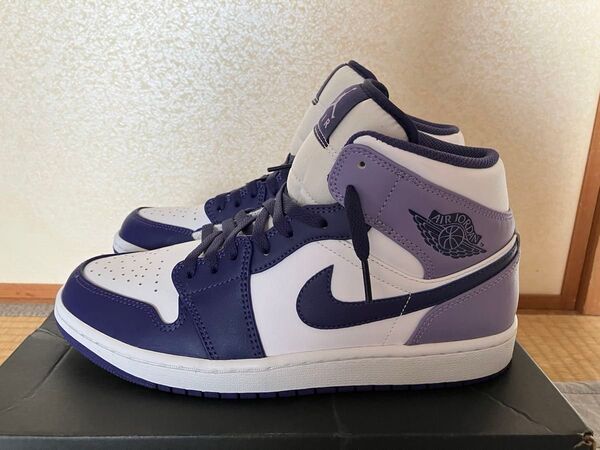 エアジョーダン1 MID これ以上の値下げは不可です一旦今週末までに購入者がいなかったら出品を取り下げます