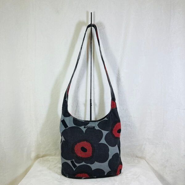 美品【marimekko】マリメッコ キャンパス ショルダーバッグ UNIKKO柄