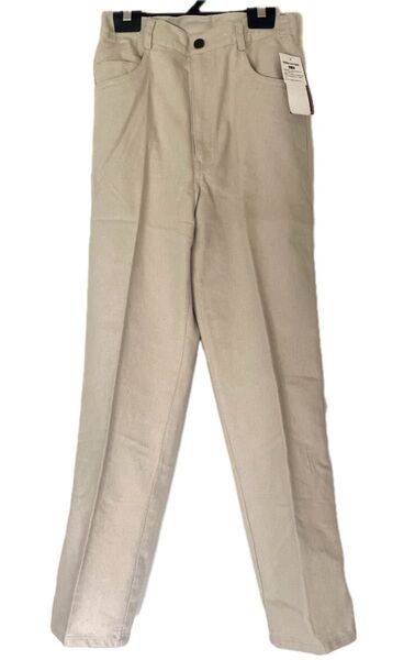 ベージュストレートパンツ Mサイズスラックス新品タグ付きプレゼント誕生日