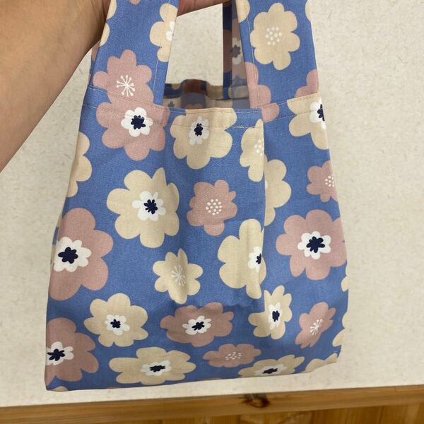ハンドメイドエコバッグ コンビニサイズ 北欧風花柄 ブルー