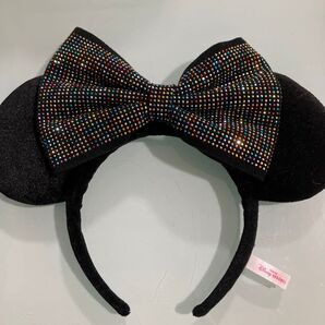 ディズニー Disney カチューシャ 黒 ミニー 光沢