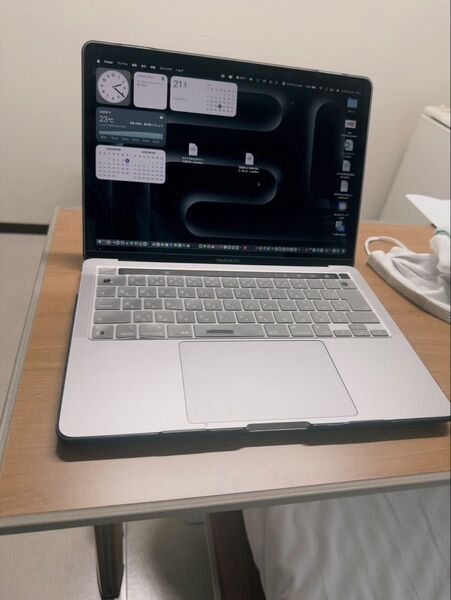 Apple MacBook Pro 13インチ シルバー M1 2020 黒カバー付き