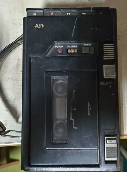 AIWA カセットプレーヤー TP-22 レトロ