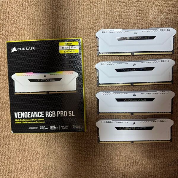 Corsair VENGEANCE RGB PRO SL 32gb (8gb × 4枚)